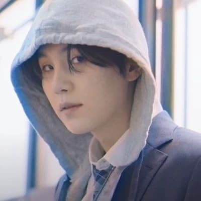 Min Yoongi thumbnail
