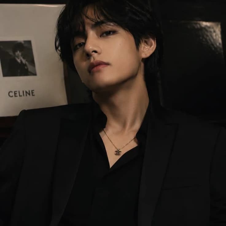 Kim Taehyung thumbnail