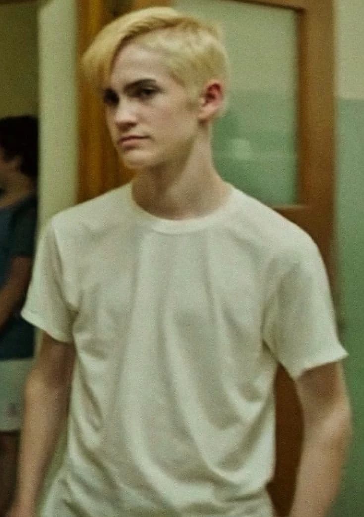 Victor criss (IT 2017) thumbnail