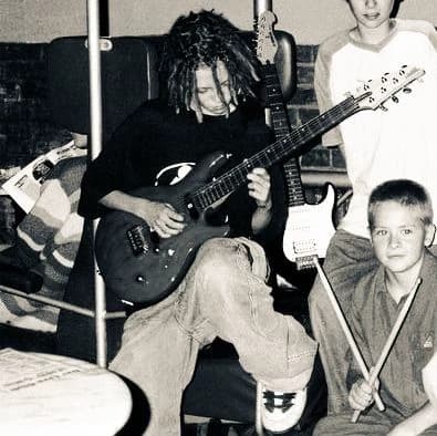 Tom Kaulitz and the boys thumbnail