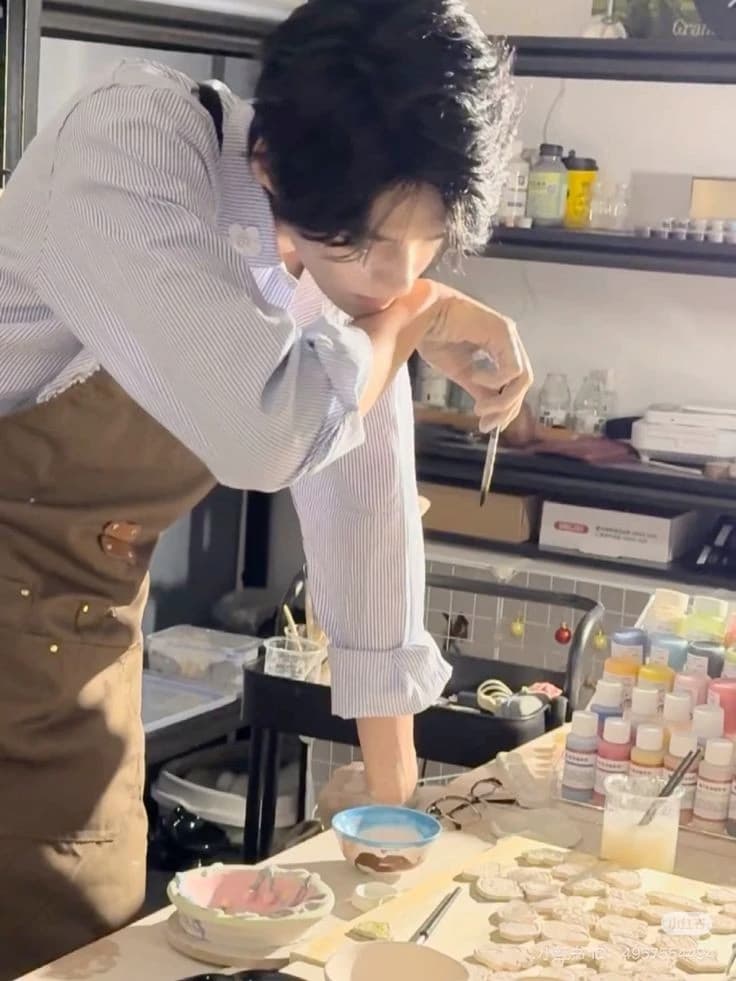 THE HEAD CHEF  thumbnail
