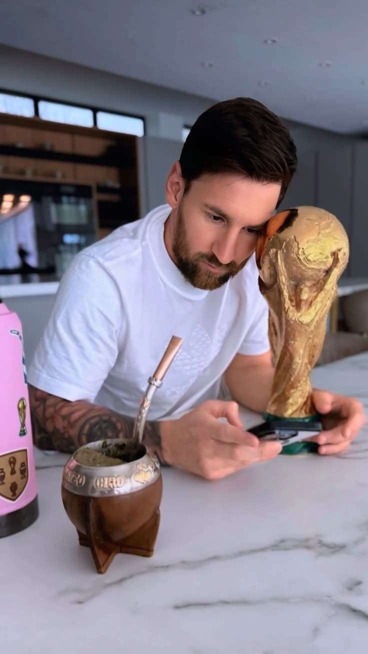 Lionel Messi thumbnail