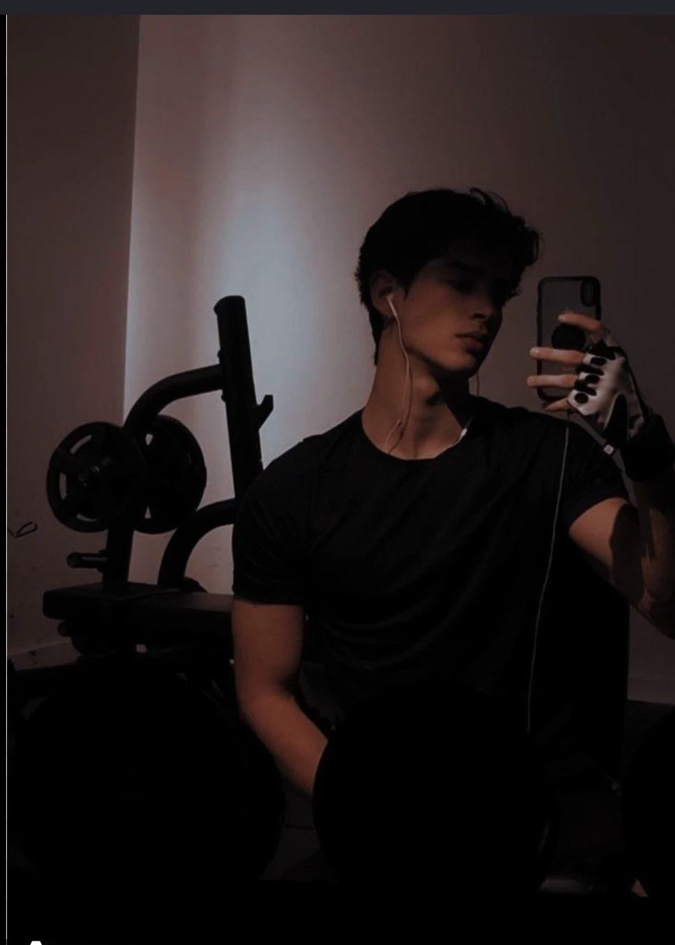 the men of the hotel thumbnail