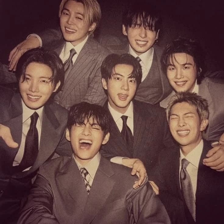 BTS 💜 thumbnail