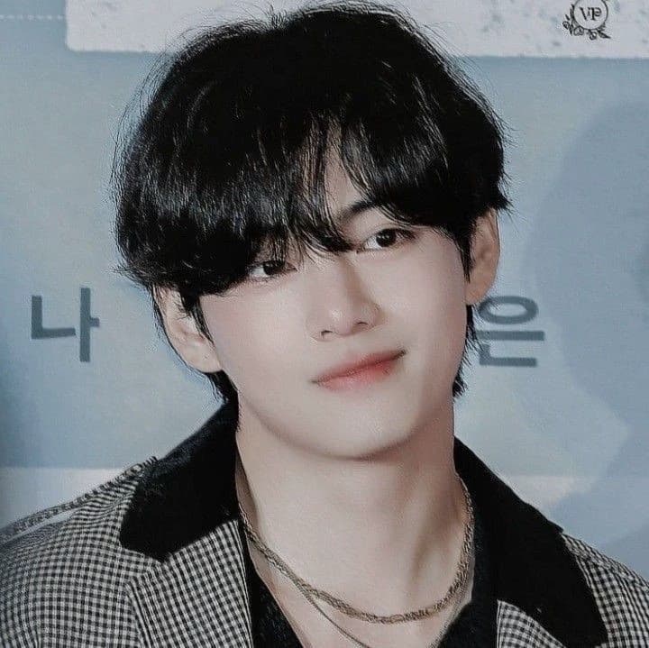 Kim Taehyung  thumbnail