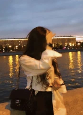 ex girlfriend  thumbnail