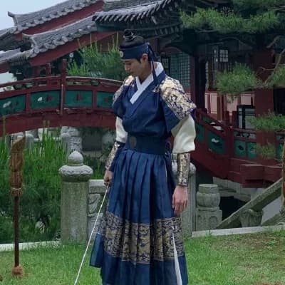 Lee Do-hyun thumbnail