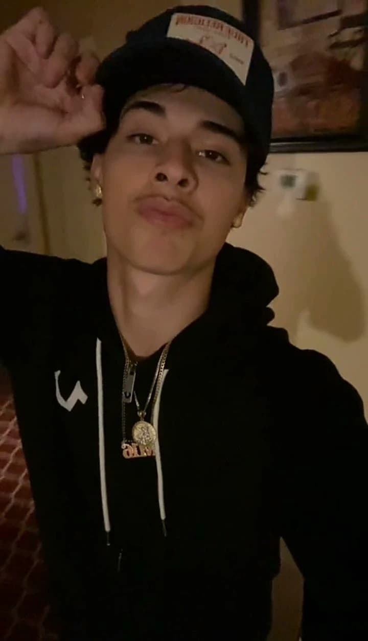 Alex Chino (classmate) thumbnail