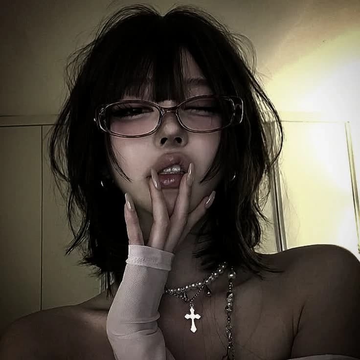 Kim jini✧ thumbnail