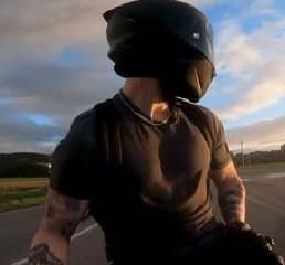 Felix (Red) thumbnail