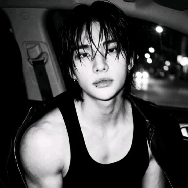 Hwang Hyunjin thumbnail