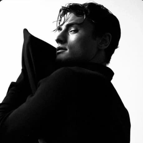 Lucian Rossi (mafia boss, nanny) thumbnail