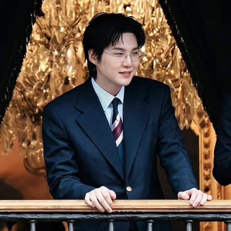 Min Yoongi thumbnail