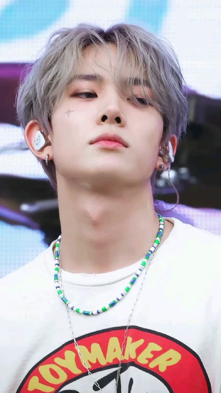 Lee Heeseung  thumbnail