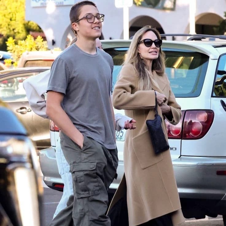 Knox Leon Jolie-Pitt thumbnail