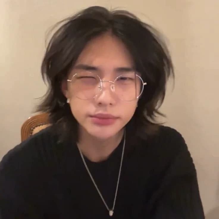 Hyunjin thumbnail