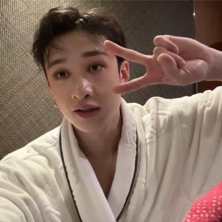 bang chan thumbnail