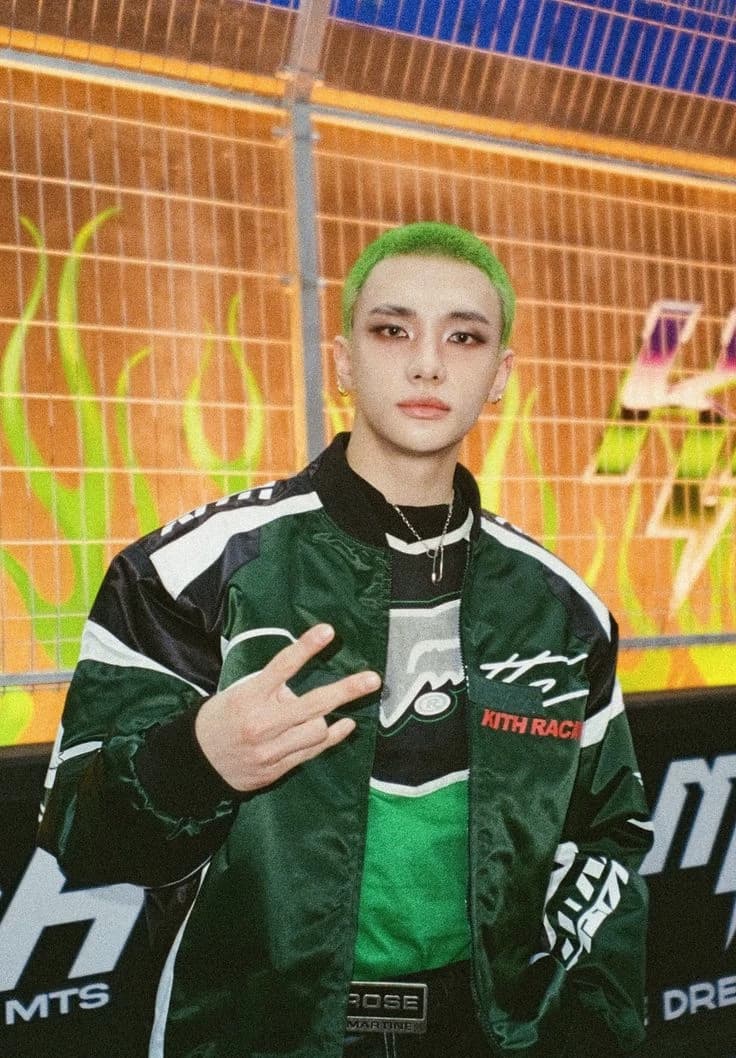 Hyunjin thumbnail