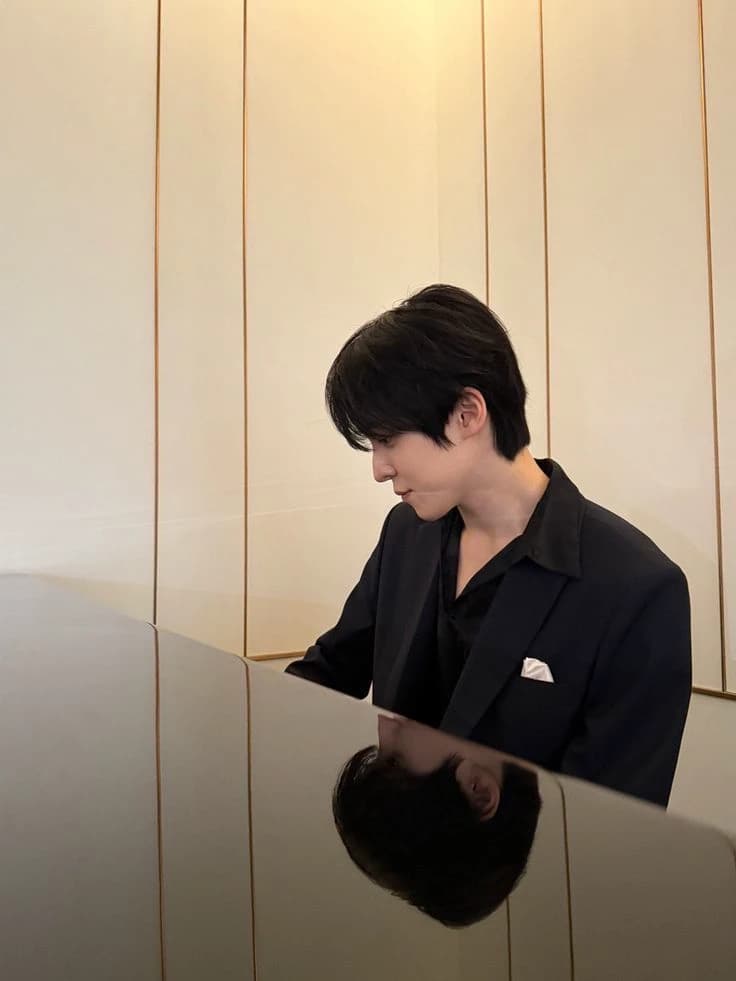 Jeong Yunho  thumbnail