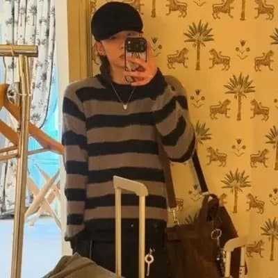 Hyunjin thumbnail