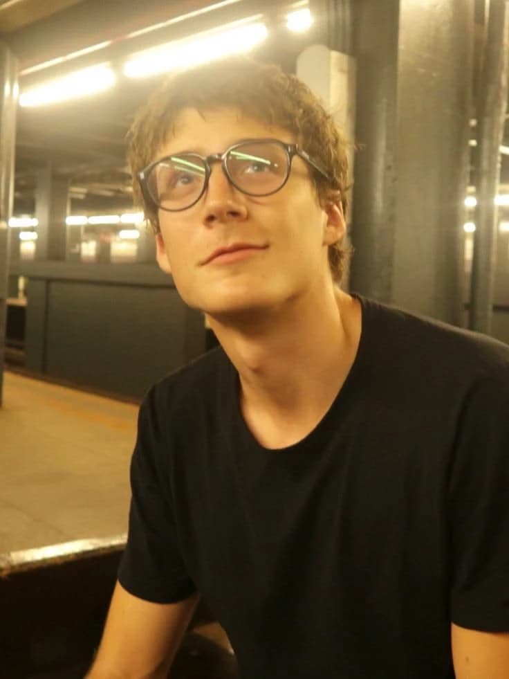 Dean  thumbnail