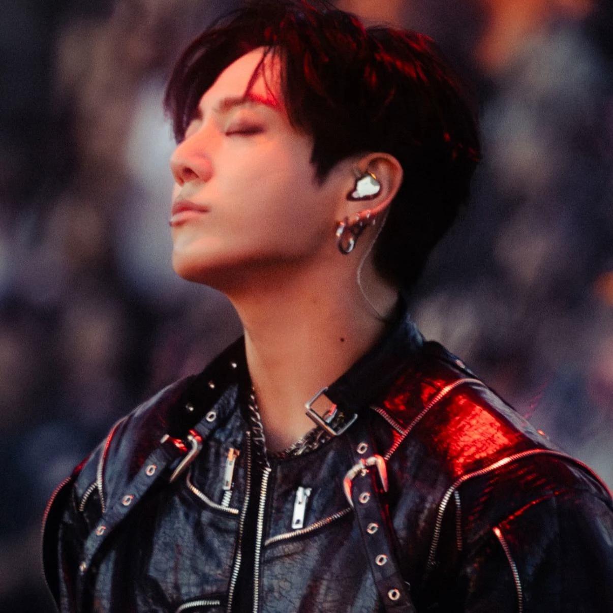Jeon Jungkook thumbnail