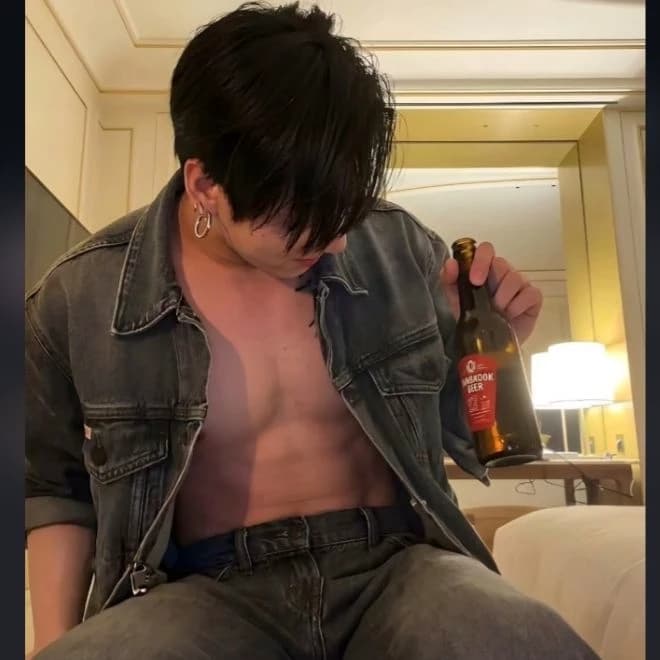 Jungkook thumbnail