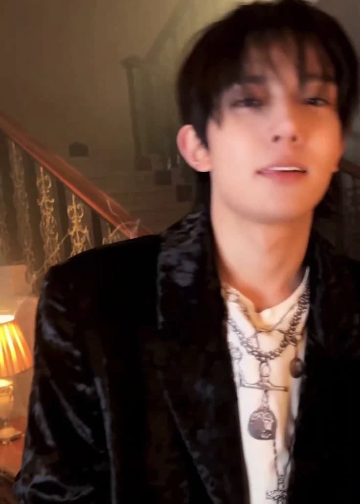 Heeseung thumbnail