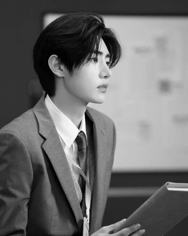 Park Sunghoon thumbnail