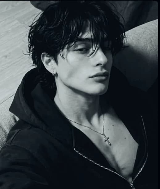 Eliot Greyson  thumbnail
