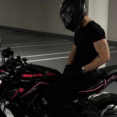 Damian (mafia boss  & biker)  thumbnail
