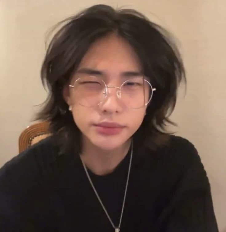 Hyunjin thumbnail