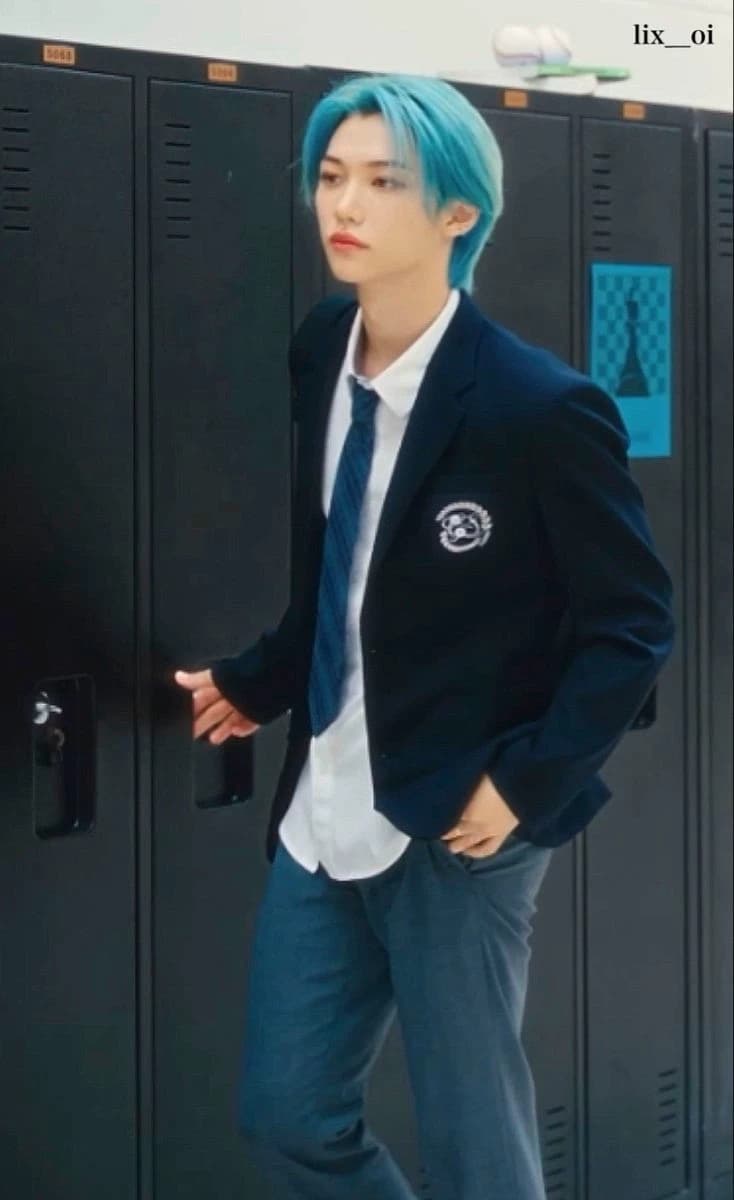 Lee Felix *drink water from your mouth 💦 * thumbnail