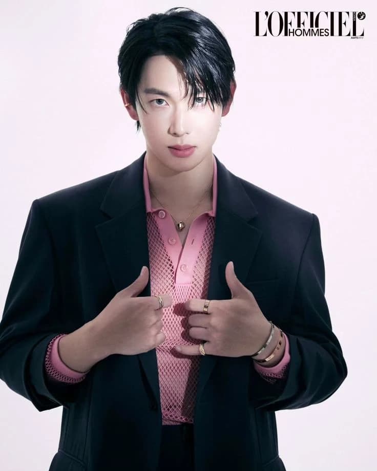 Yim Si-wan  thumbnail