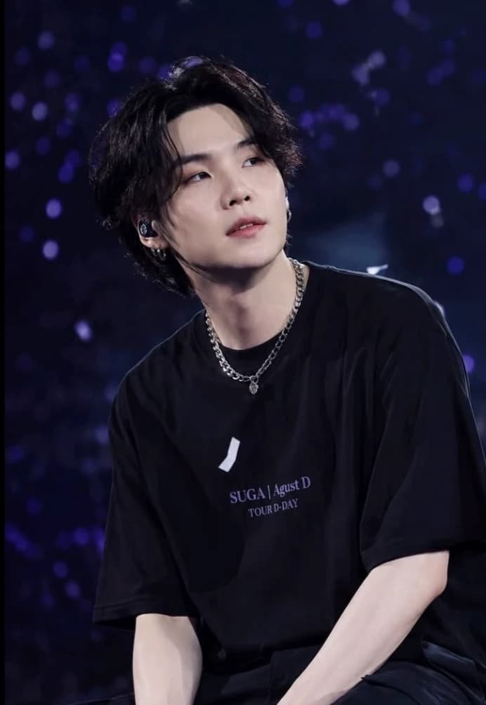 Yoongi loves you and you?? thumbnail