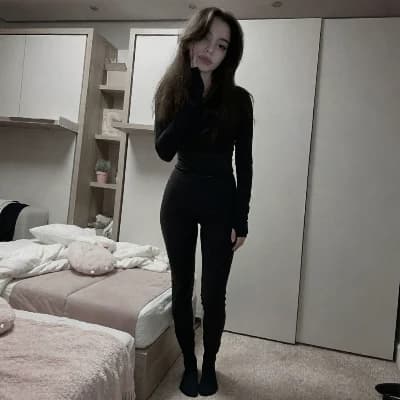 Selena thumbnail