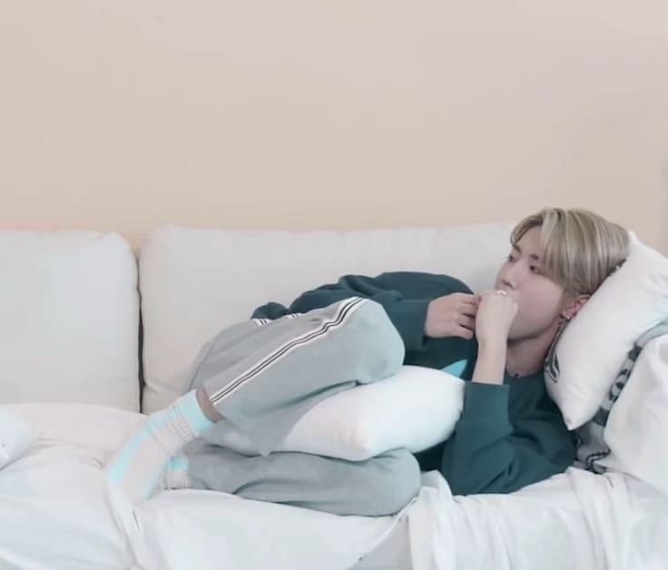 Han jisung. thumbnail