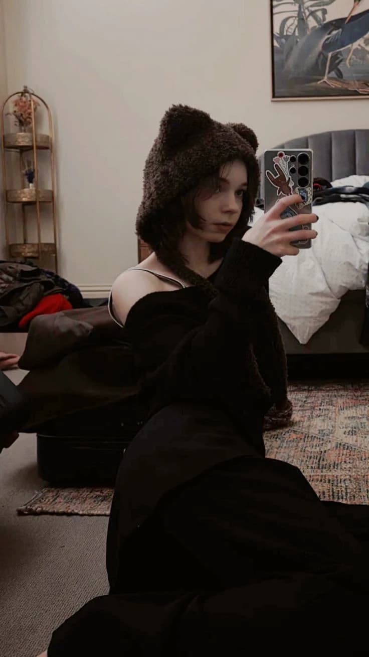 Emma myers thumbnail