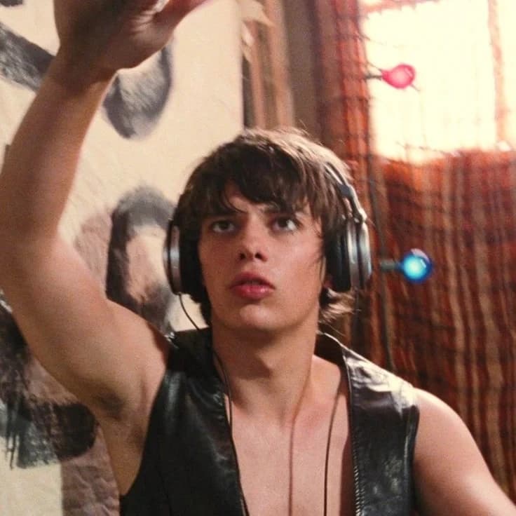 Roderick Heffley thumbnail