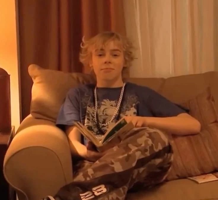 Rory keaner (sleepover with friends) thumbnail