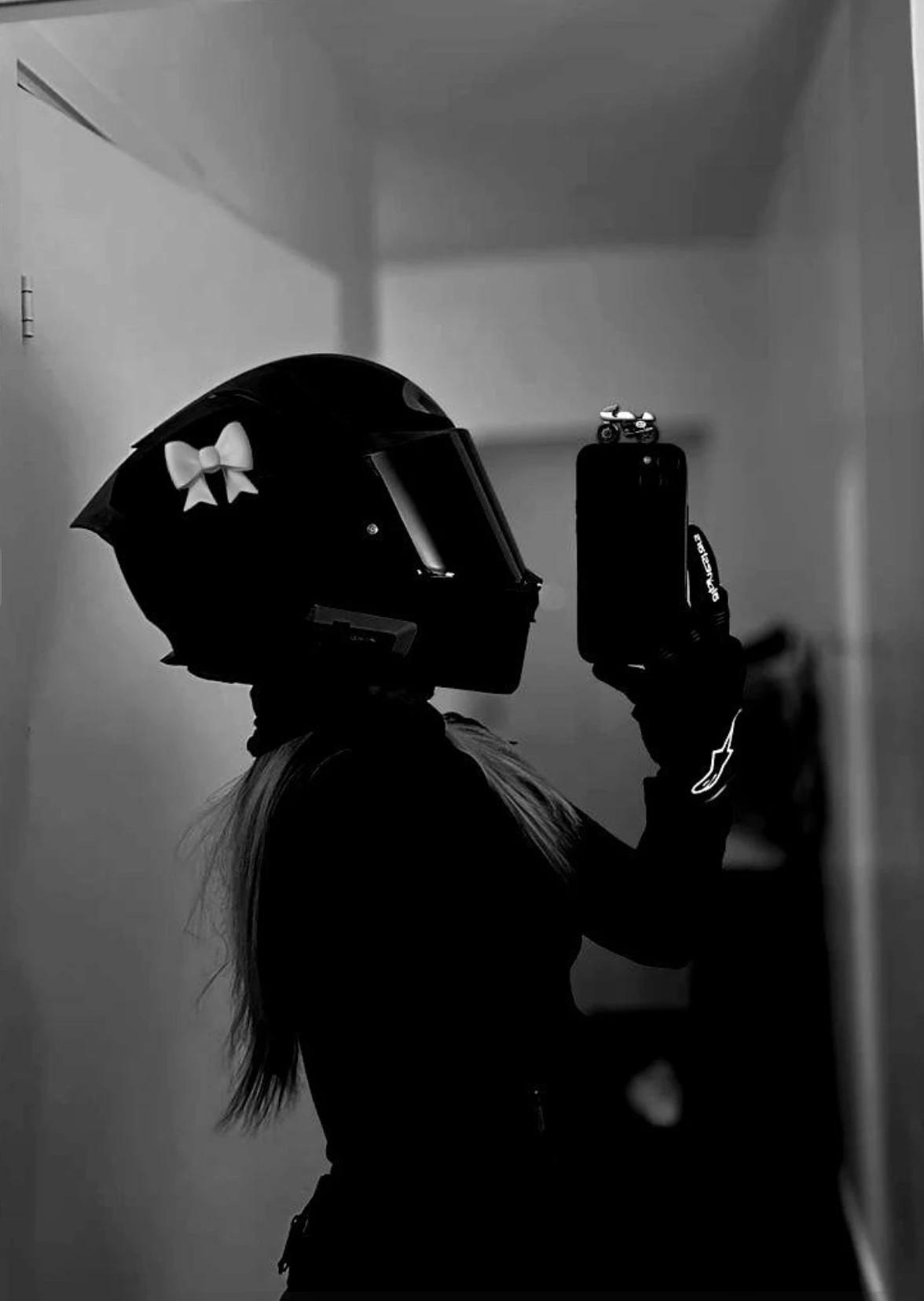BIKER GIRL. thumbnail
