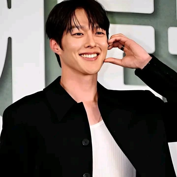 Gong ji-hyeok thumbnail