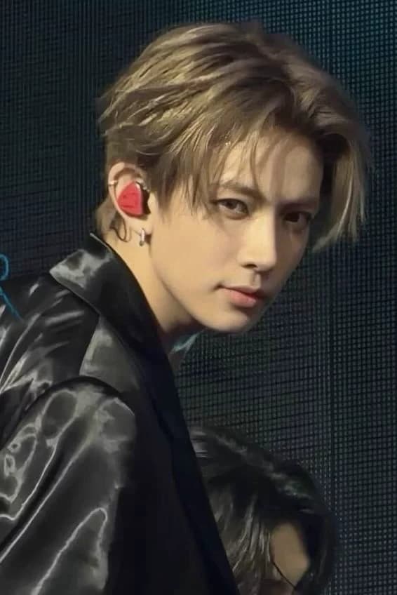 Lee heeseung  thumbnail