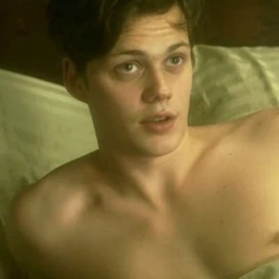 Bill Skarsgard thumbnail