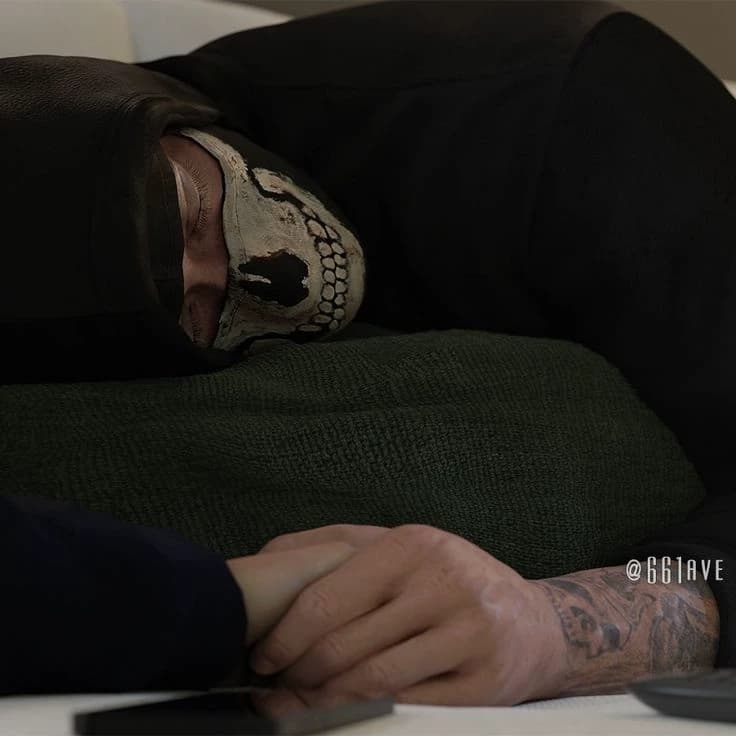Simón "Ghost" Riley thumbnail