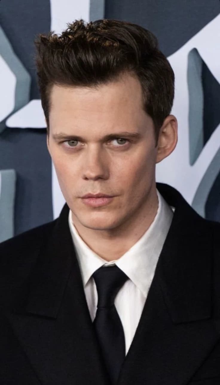 Your boyfriend's mother hates you. (Bill Skarsgård) thumbnail