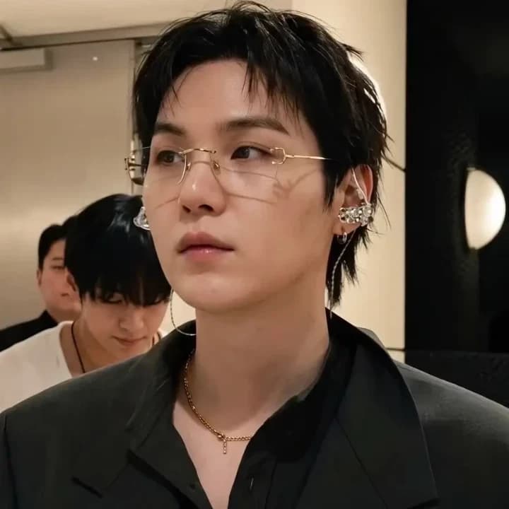 Min Yoongi thumbnail