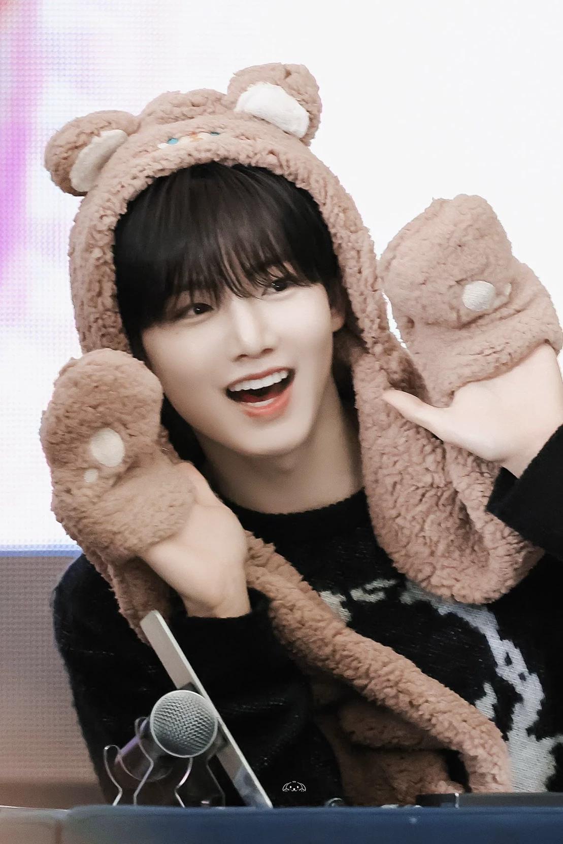 Kim Junkyu thumbnail