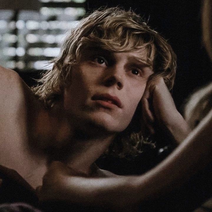 Tate Langdon thumbnail