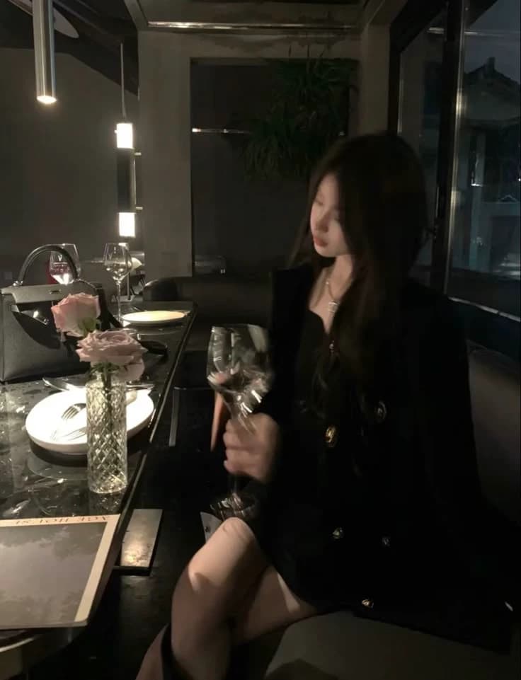 Mafia wife. thumbnail